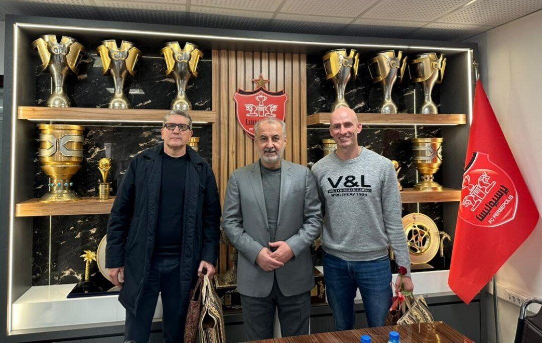 مدیرانی که میلیون‌ ها دلار را آتش زدند؛ استقلال و پرسپولیس صدرنشین شدند