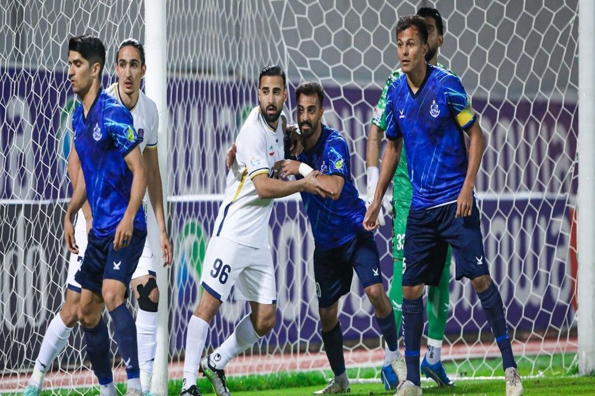 ملوان مقابل نساجی پیروز شد