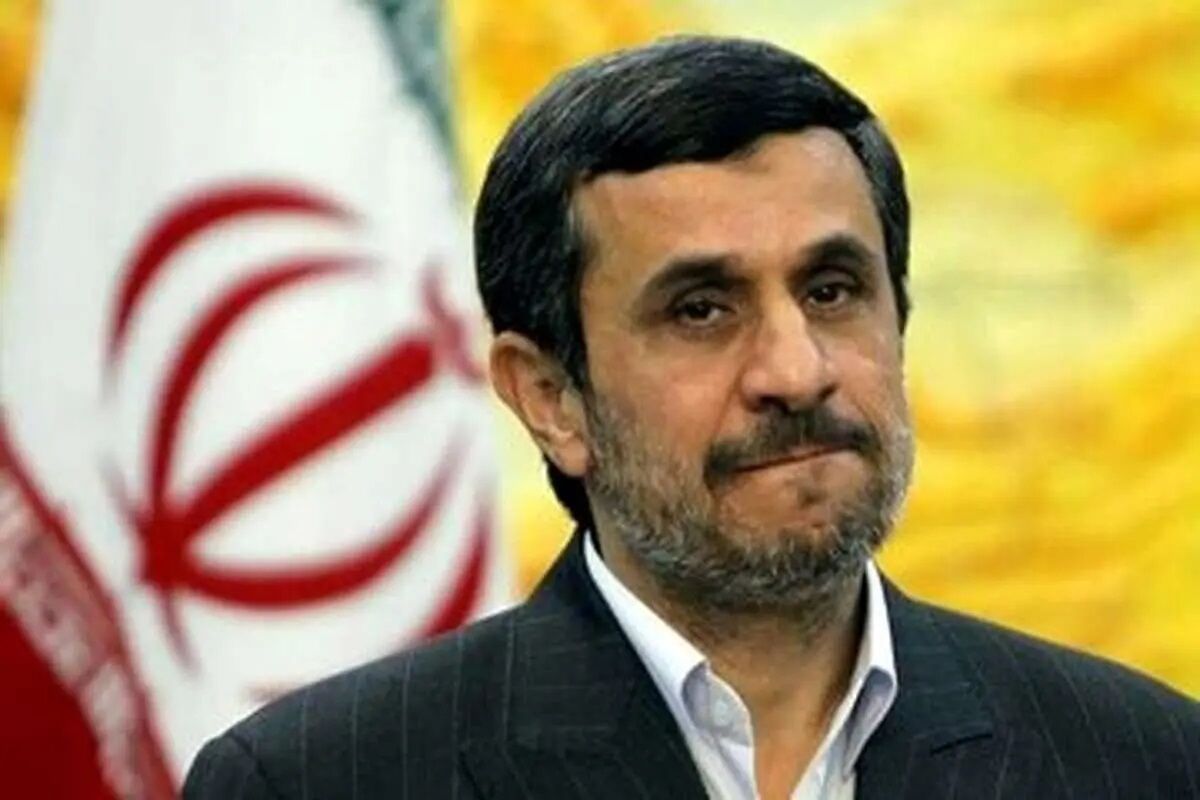 احمدی نژاد پیش از شروع انتخابات از کشور خارج شد