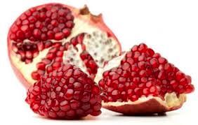 کدام دسته از افراد بهتر است انار نخورند؟