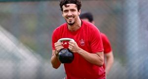 خرید جدید پرسپولیس، پیراهن سرخ را به تن کرد