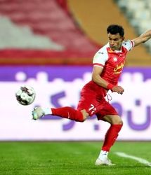  آل‌کثیر عذرخواهی می‌کند و در استقلال می ماند!