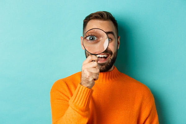 جای پارک نگه داشتن برای رفیق به شیوه نوین / خلاقیتش ستودنیه! +عکس