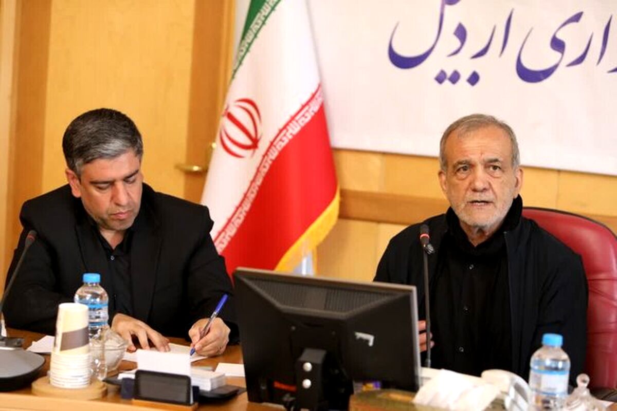 دولت از هیچ تلاشی برای اتمام راه‌ آهن اردبیل دریغ نمی‌کند