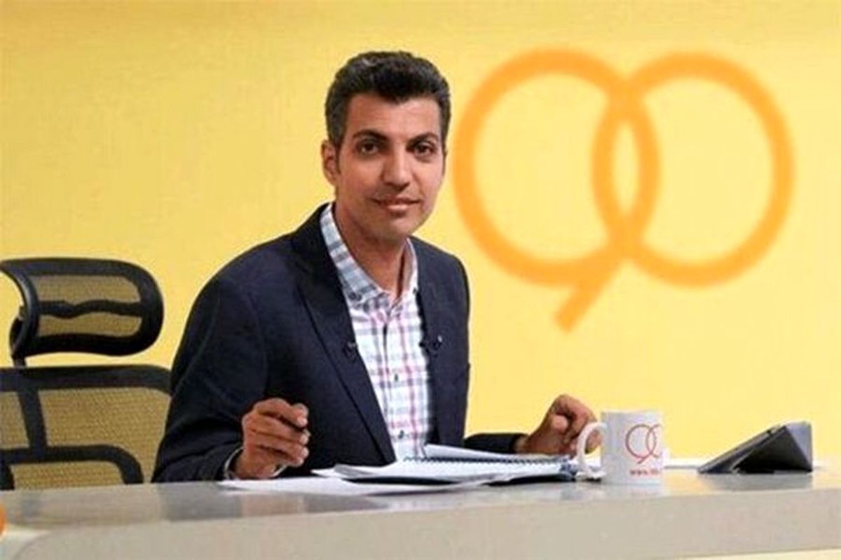 عادل فردوسی‌‌پور افقی شد!+ عکس