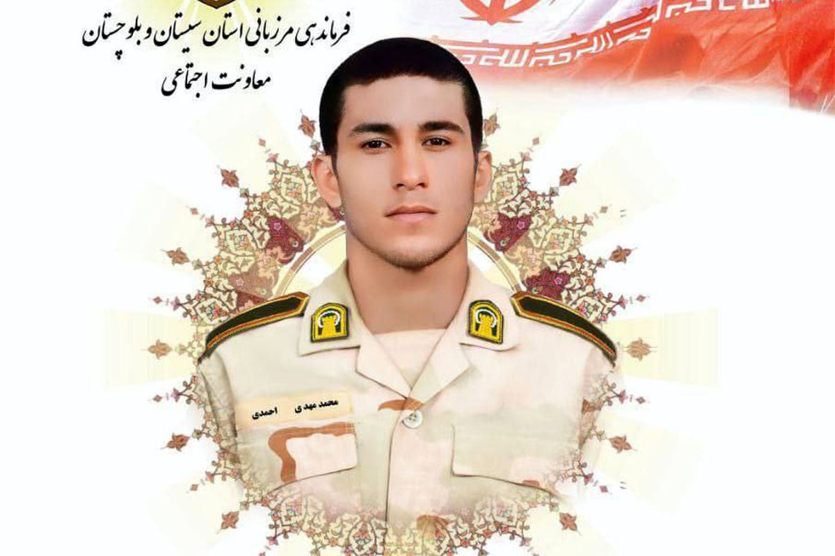 عکسی دردناک از سرباز مرزبانی که در درگیری با طالبان به شهادت رسید / دل‌تان خون می شود + عکس