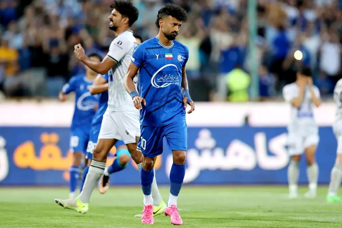 حواشی رامین رضاییان استقلال را ول نمی کند!