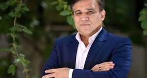 توضیح تاجرنیا بابت حضور در رختکن استقلال