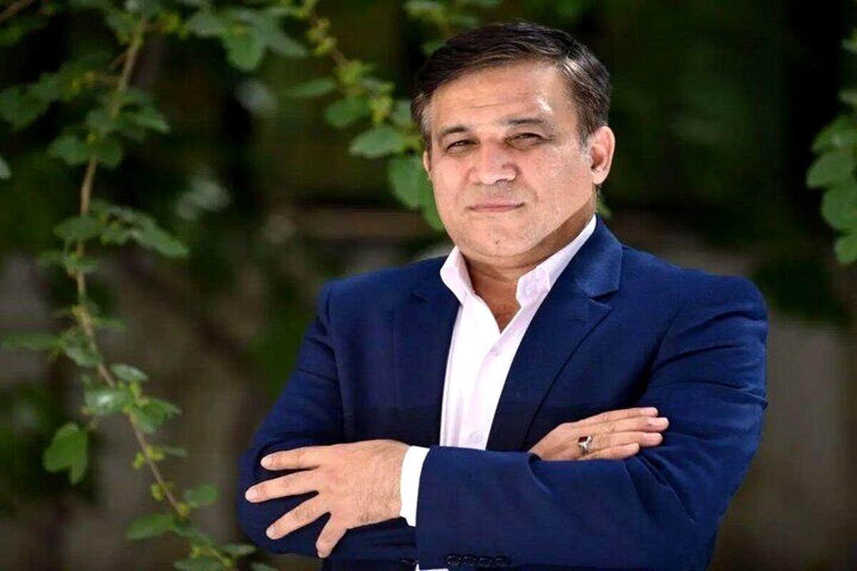 توضیح تاجرنیا بابت حضور در رختکن استقلال