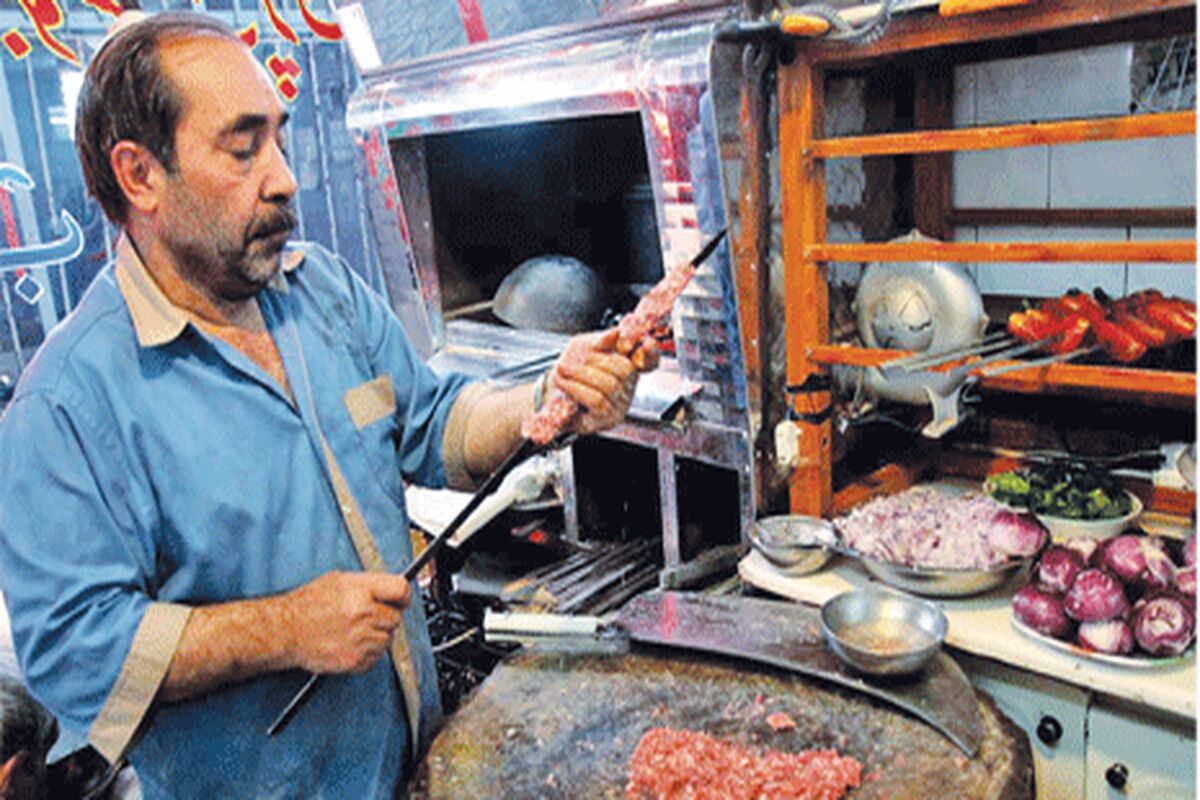  دست نوشته زیبا و احساسی یک کبابی روی دیوار مغازه‌اش/ عکس