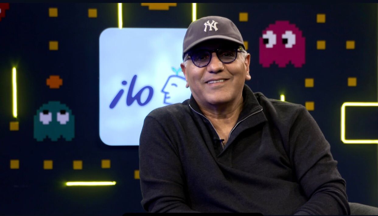 استایل متفاوت مهران مدیری در برنامه امیرحسین قیاسی