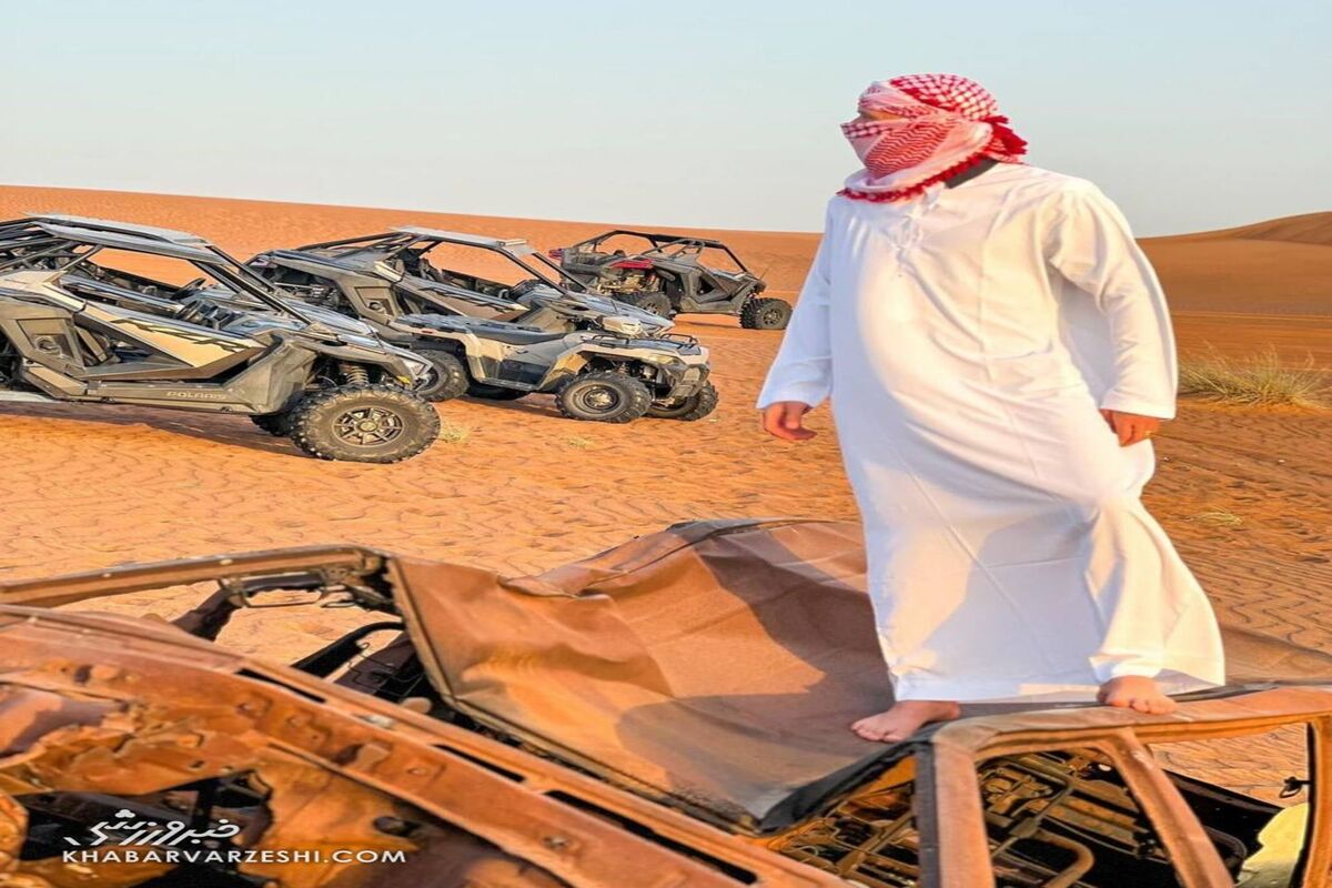تیپ و ژست جنجالی ستاره پرسپولیس در دبی + عکس