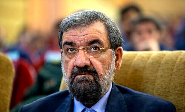 محسن رضایی پشت دولت چهاردهم درآمد!
