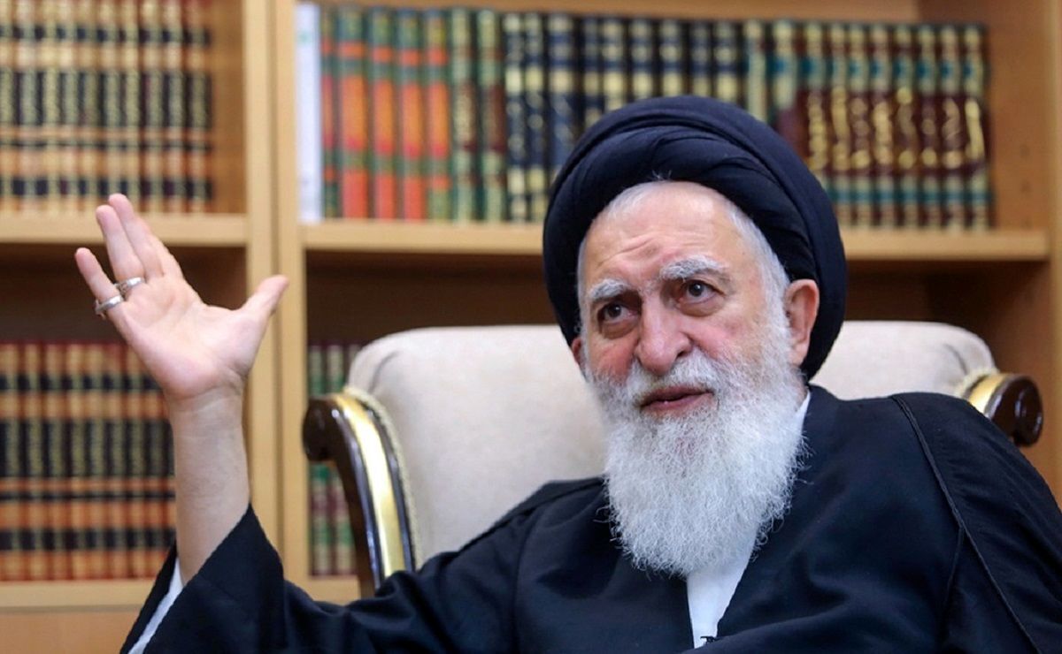 آیت الله علوی بروجردی: برخی توان خرید تخم‌مرغ ندارند/ در قم احساس خطر می‌کنیم
