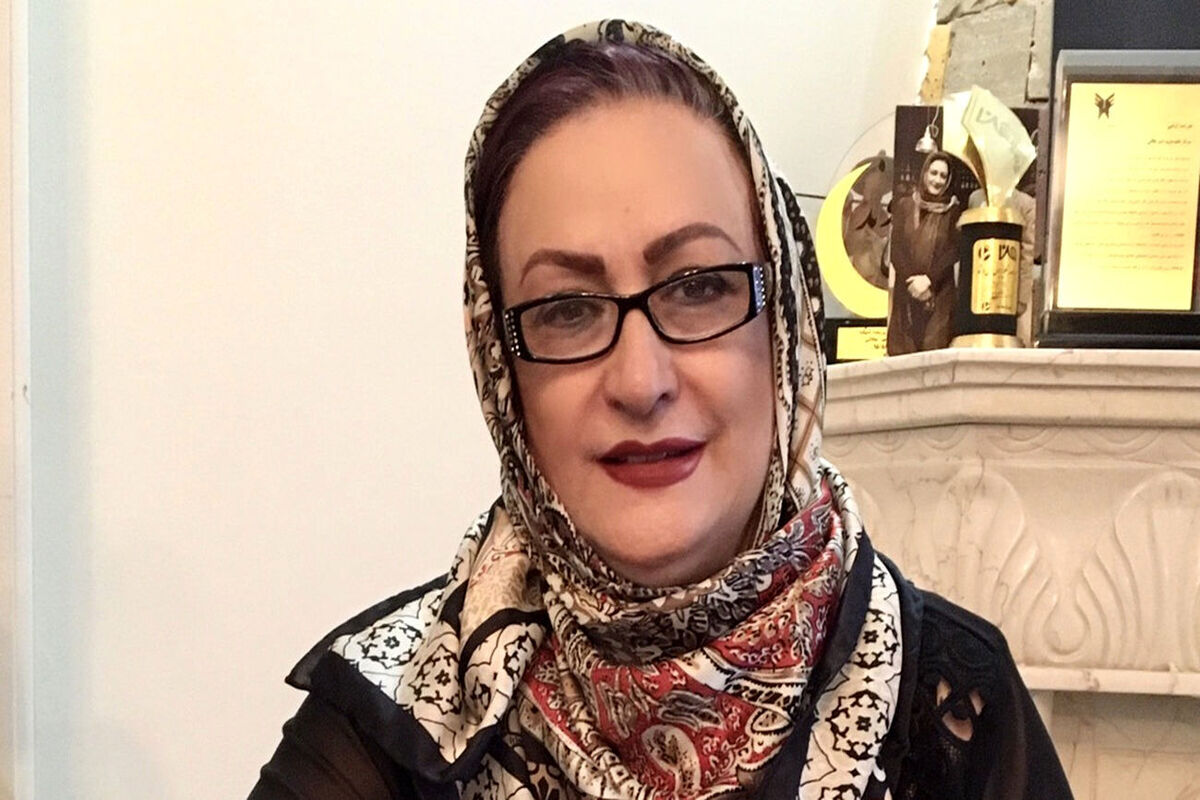 خوانندگی مریم امیر جلیلی با صدای زیبایش/چطور اجازه پخش گرفت؟! +ببینید