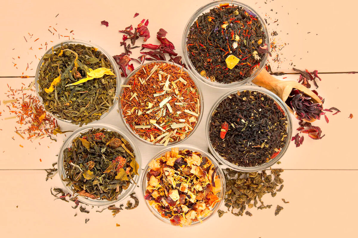 با خوردن این سه نوع چای سریعا چهره‌تان را ۲۰ سال جوان تر کنید