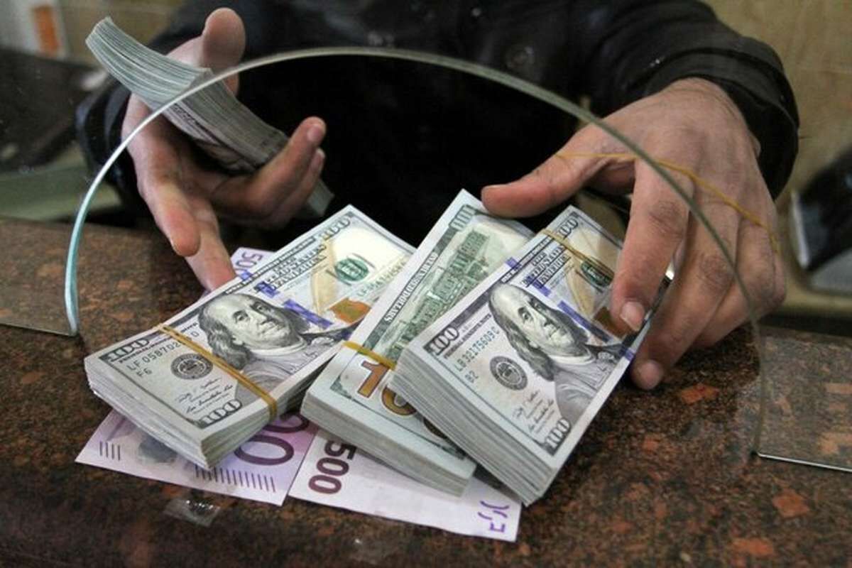 بازگشت آرام دلار به کانال 50 هزارتومان