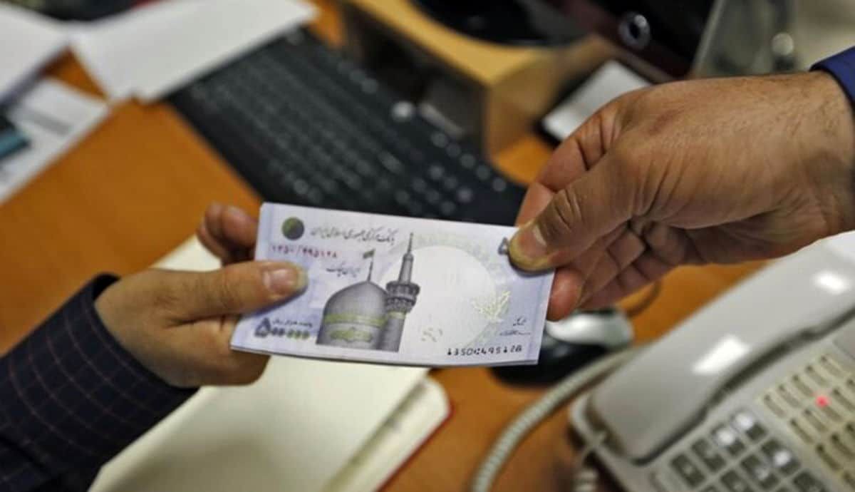 پرداخت وام فوری  300 میلیون تومانی در بانک آینده + شرایط دریافت و مدارک