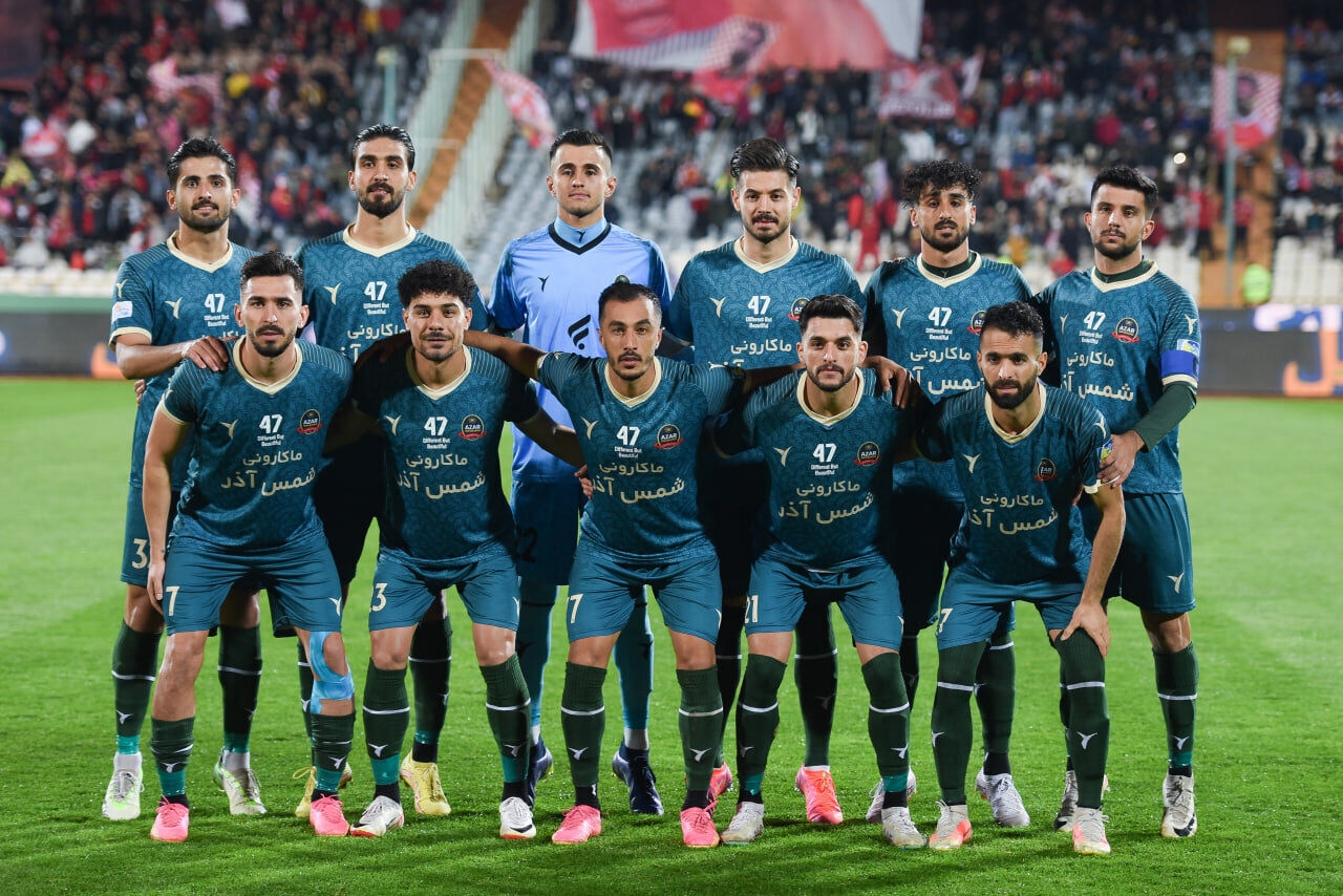پدیده لیگ برتر خودکشی کرد!