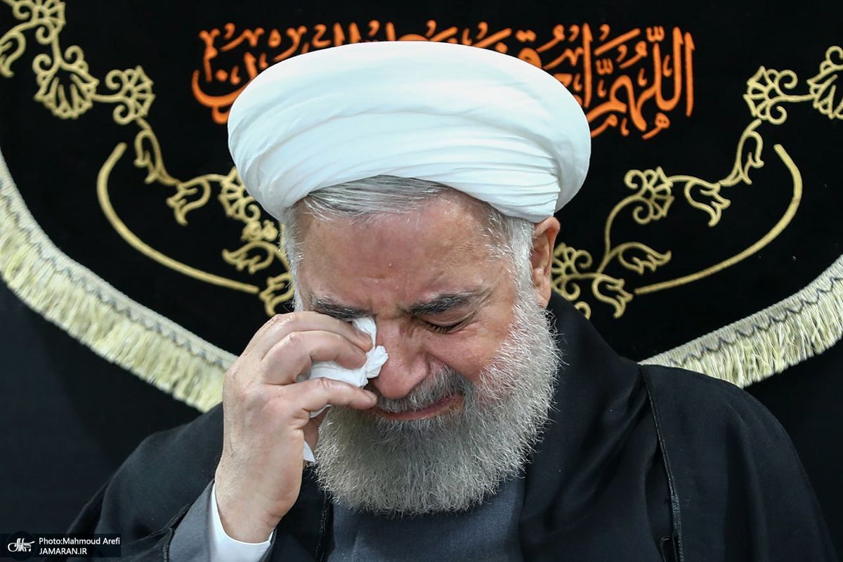 حضور باهنر در منزل حسن روحانی/ اشک روحانی درآمد + عکس