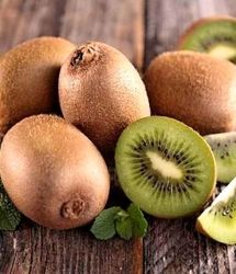 آیا «کیوی» برای درمان «یبوست» موثر است؟