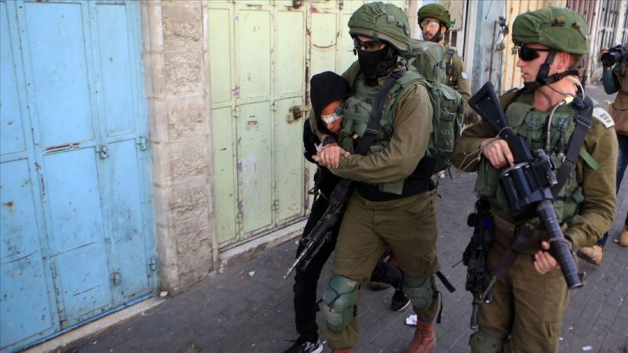  فلسطینی ها با شهرک‌نشینان صهیونیست درگیر شدند + ویدئو