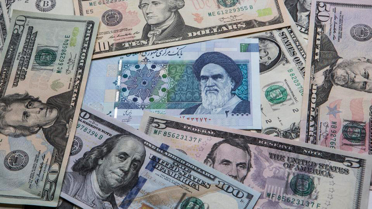  فیلمی از ادعای شوکه کننده درباره دلار ۲۰هزار تومانی روی آنتن!