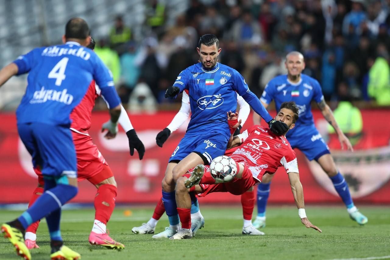 دلار ۹۰ هزار تومانی، دربی تهران را تسخیر کرد!

