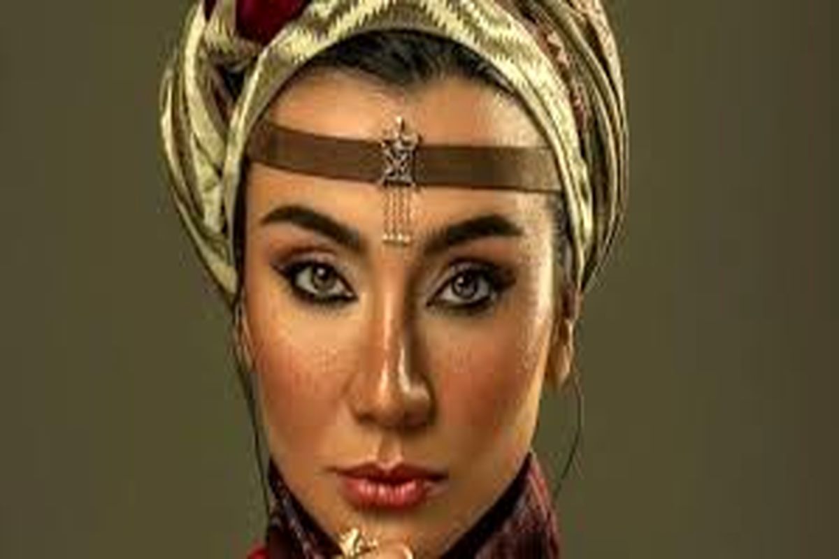فتوشاتهای جدید خاطره حاتمی با لباسهایی خاص