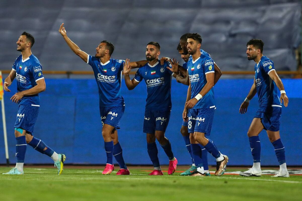 یک پرسپولیسی تاریخ را برای استقلال نوشت!