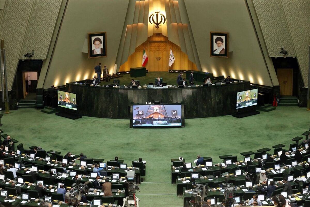 تذکر جدید مجلس به دولت درباره حقوق بازنشستگان و معلمان