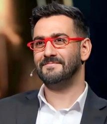 نیما شعبان نژاد آهنگ «بلا ای دختر مردم» اندی را اجرا کرد!/ فیلم