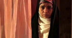 بازیگر نقش عطیه را در مسکو ببینید؛ چهره‌ای متفاوت از زهرا دباغیان