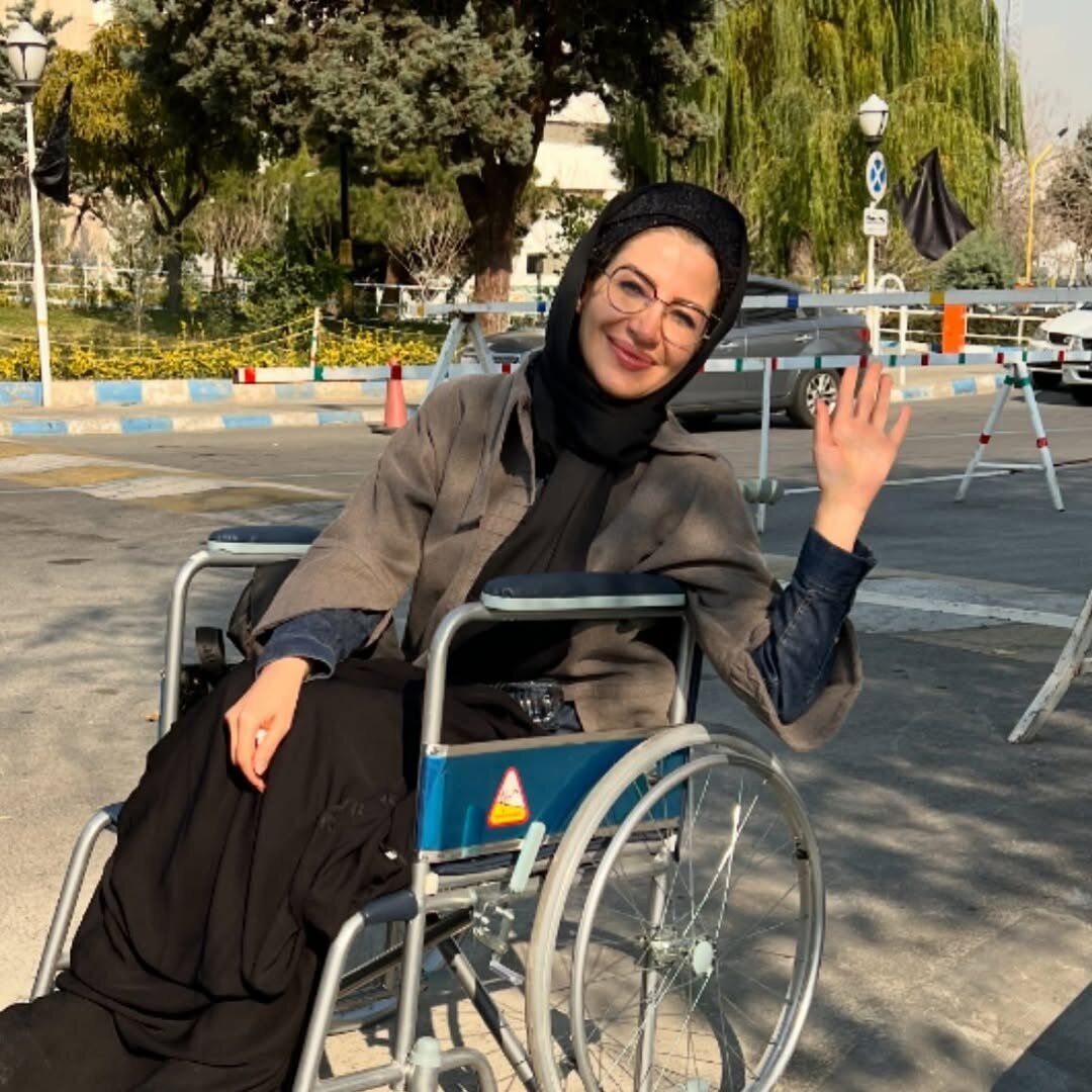 خاله شادونه ویلچر نشین شد+عکس