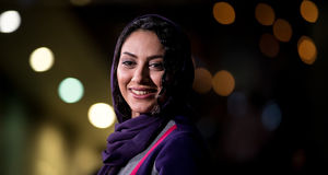 استایل استریت مونا فرجاد در تهران/ عکس