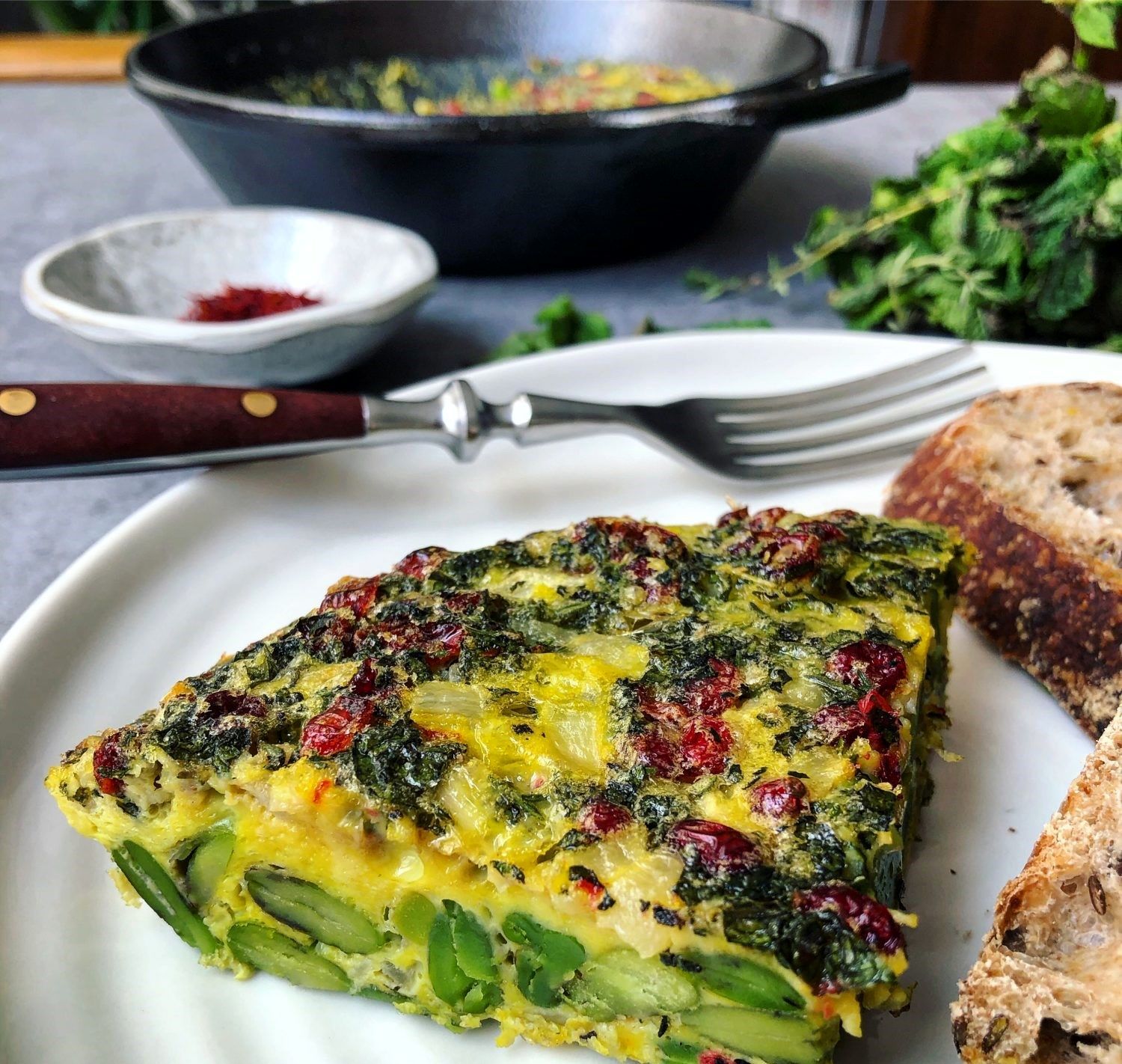 طرز تهیه  کوکوی تبریزی، غذای محبوب باسلیقه‌ها!