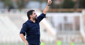 من مربی پایین و وسط جدول نیستم/هدف‌های بزرگی دارم