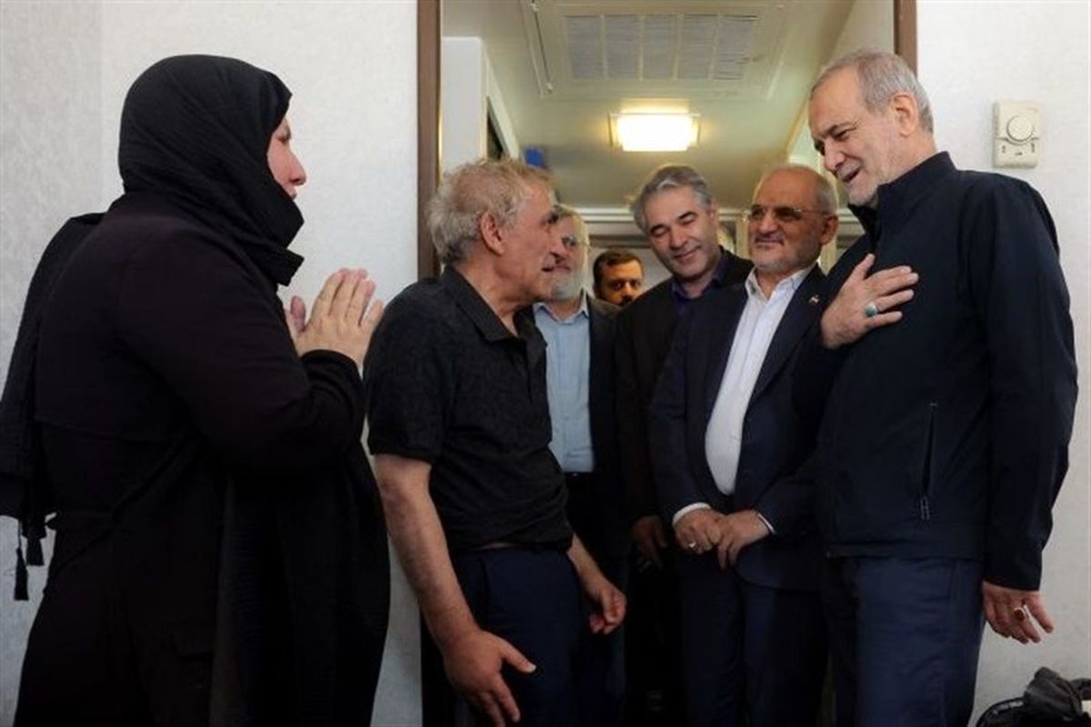 بازدید پزشکیان از وضعیت خانوادههای جنگزده