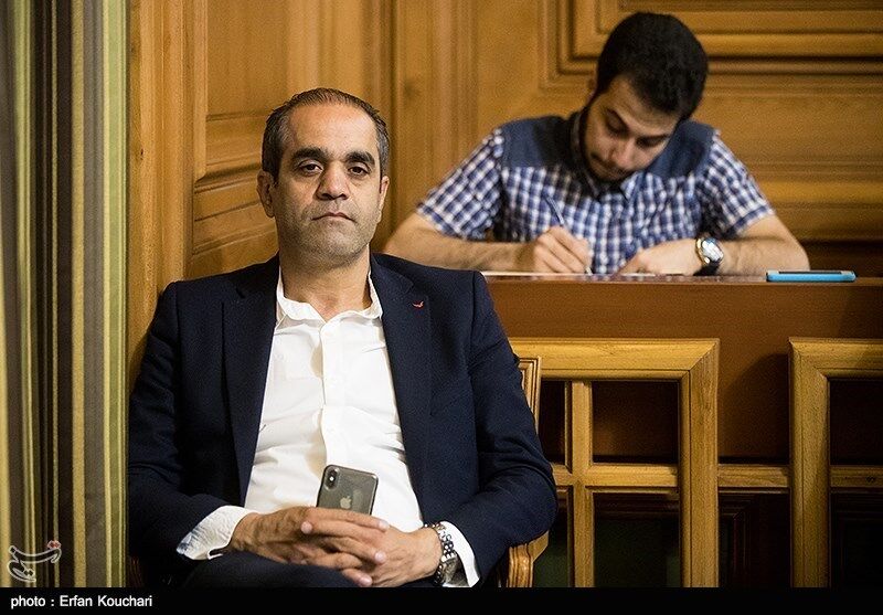 ابوالقاسم‌پور:کارت معافیت بازیکن شمس آذر جعلی بود!