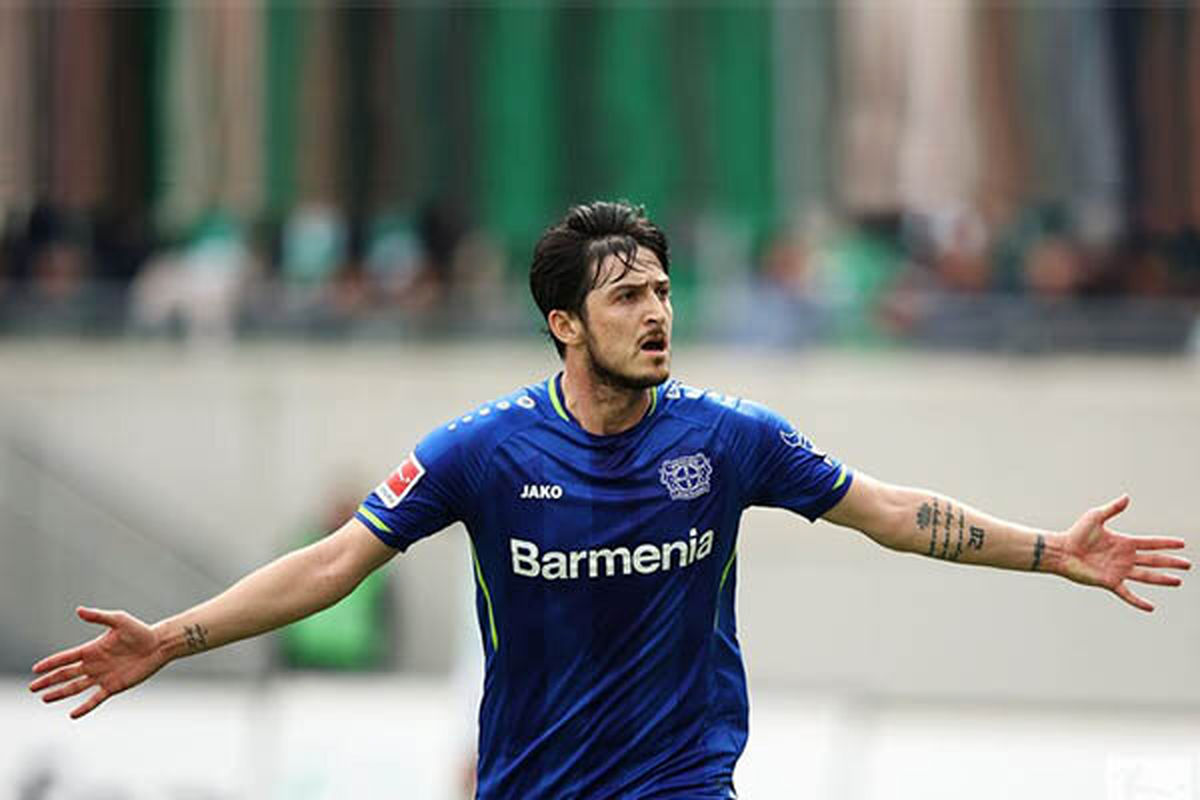 زمان ازدواج سردار آزمون فاش شد ؛ شرط بزرگ برای ستاره ایرانی