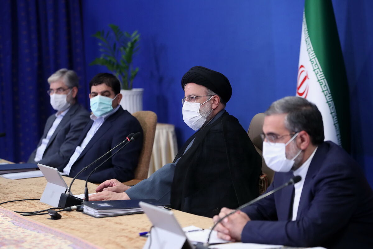مدافعان دولت سیزدهم به منتقدان تبدیل شده‌اند