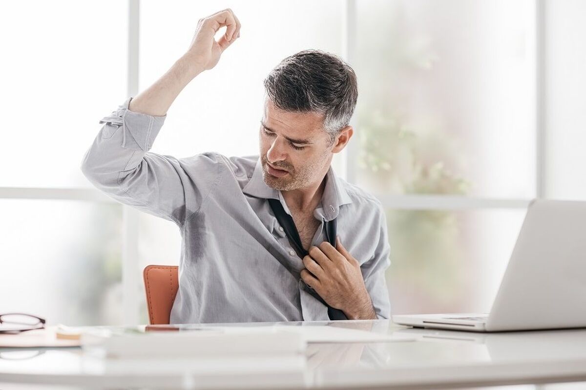 چند ترفند ساده برای کمتر عرق کردن در گرما
