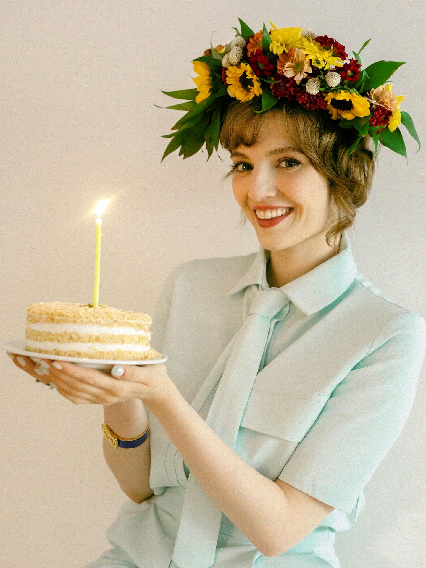 کار عجیب مهسا حجازی وسط خیابان!/ عکس