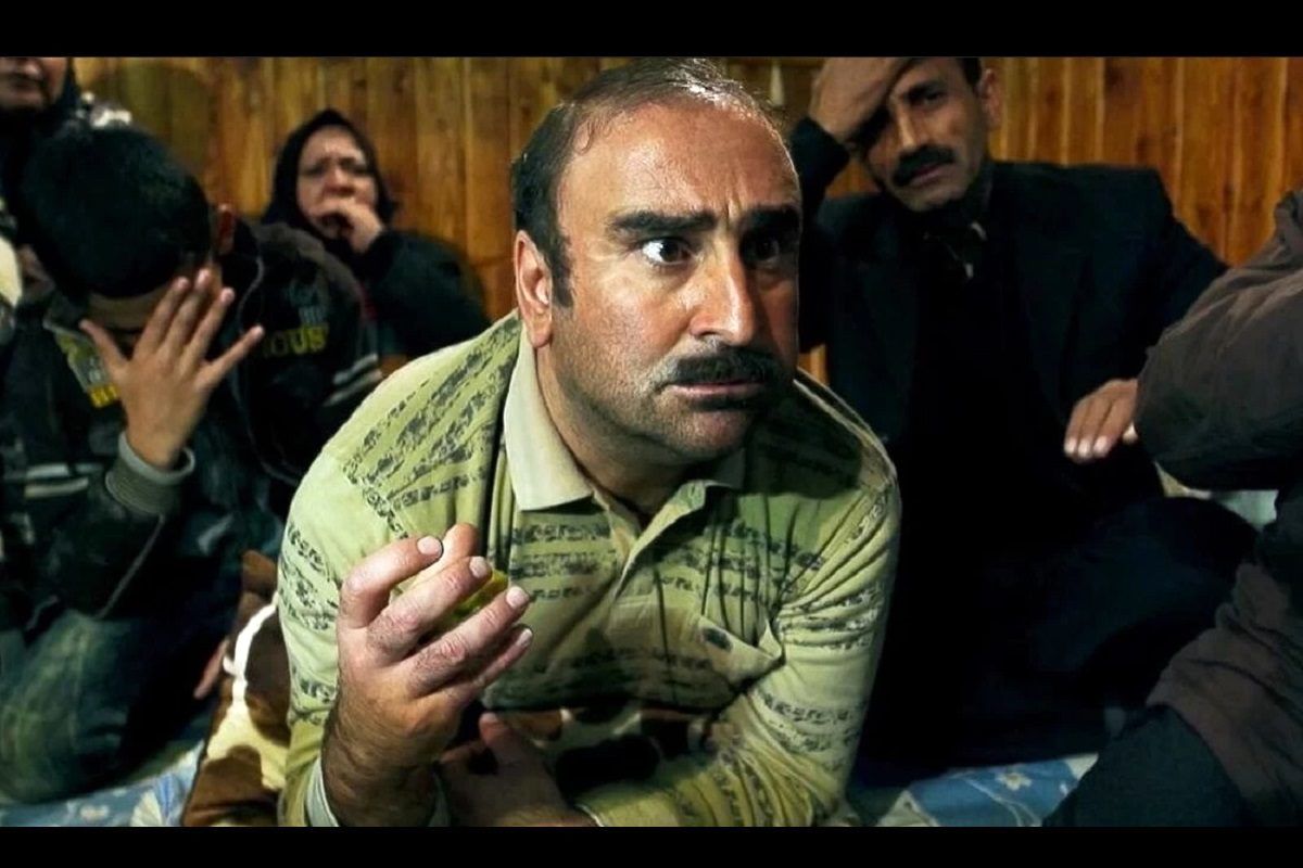 عکسی از بهبود سریال پایتخت در کنار مادرش