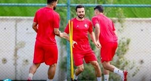 خرید جدید پرسپولیس، ستاره را نیمکت‌نشین می‌کند