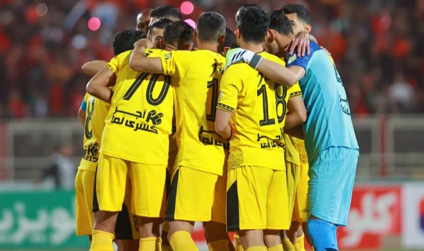 پرسپولیس صدرنشین لیگ برتر شد + جدول