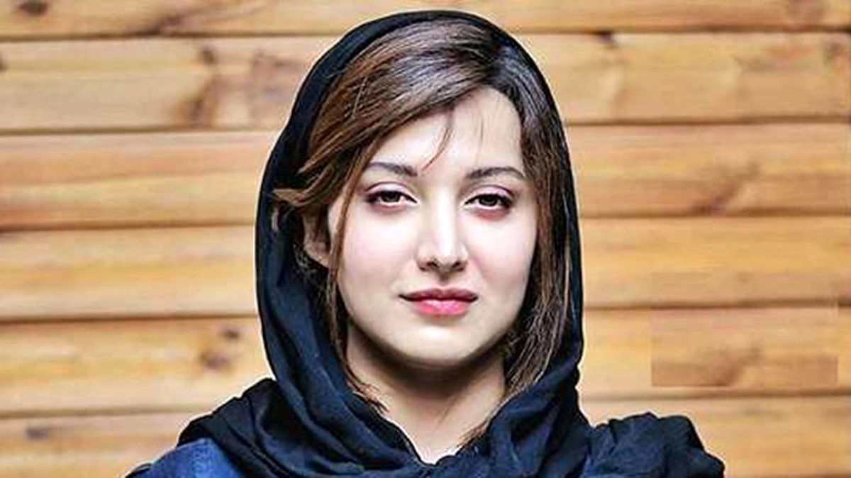 روشنک گرامی شبیه راهبه ها شد/ عکس