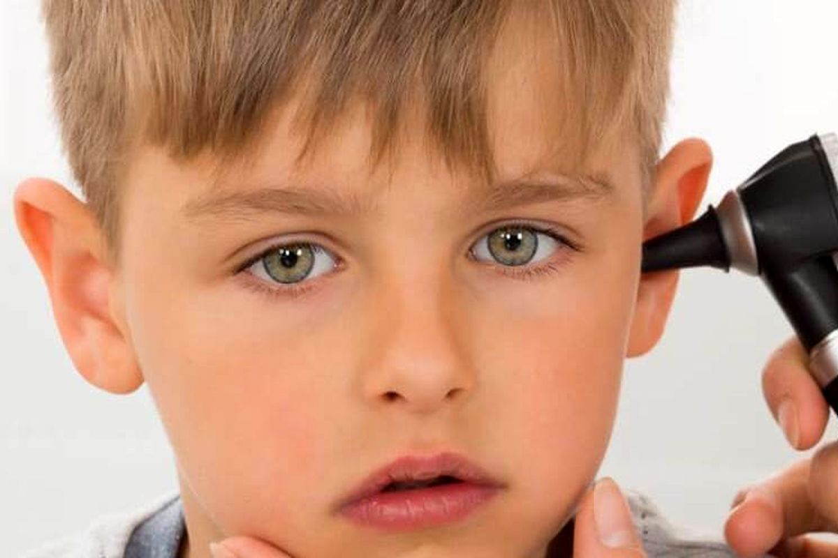 علائم اصلی عفونت‌های حاد گوش میانی در کودکان