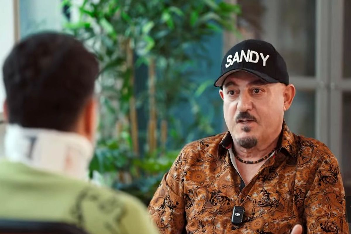 یک خواننده باصفا که رد اشک‌هایش در یوسف‌آباد جاماند!