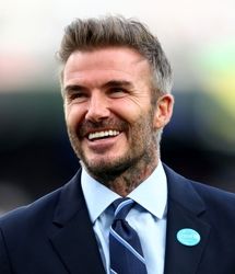 دیوید بکام از سفرش در قطر و تفریحات و تمریناتش عکس هایی منتشرکرد+عکس